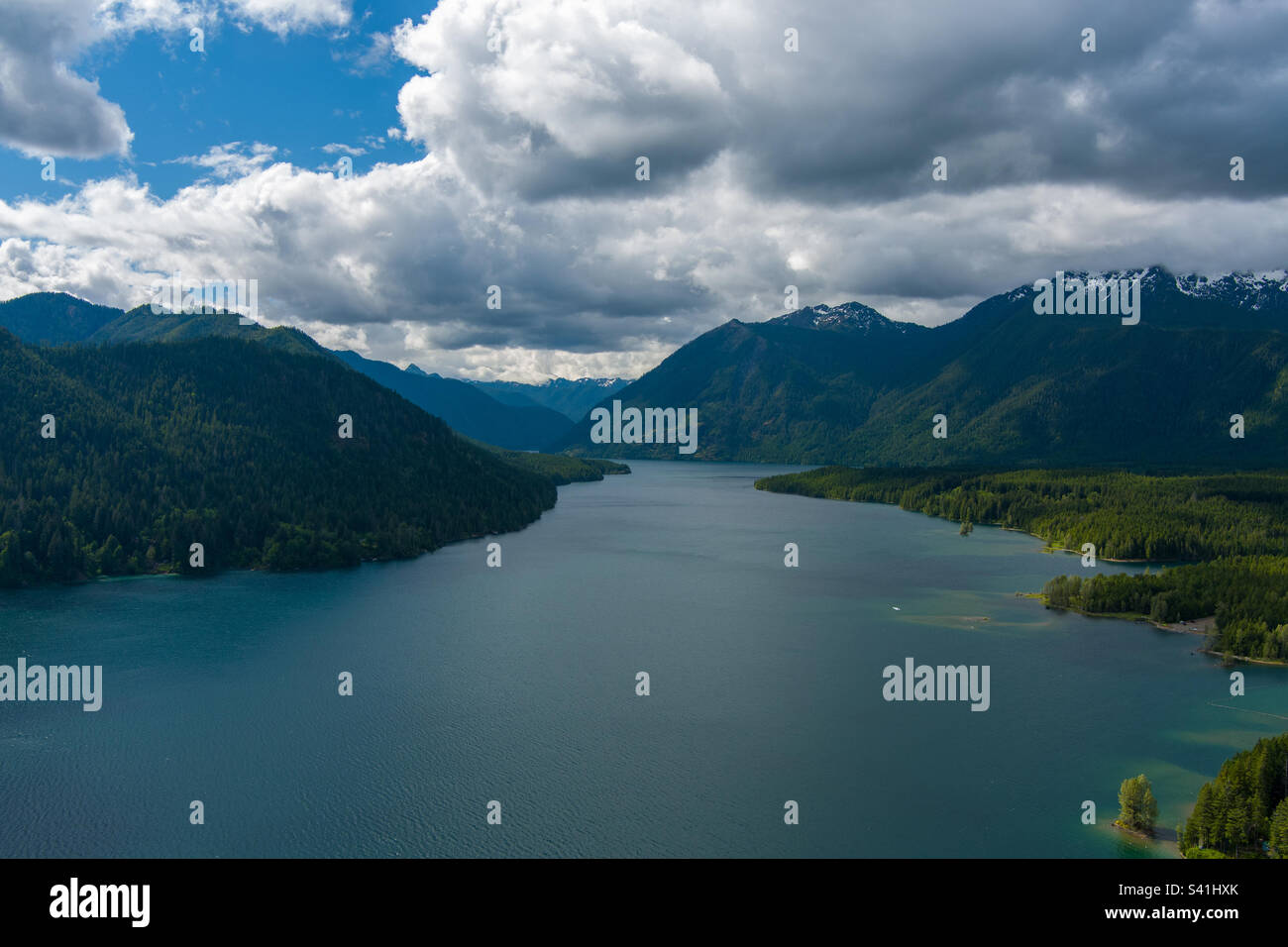 Lac Cushman en juin Banque D'Images