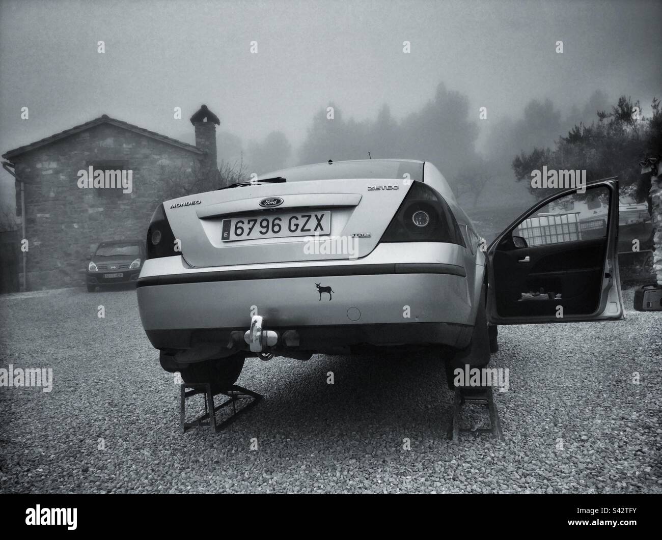Réparer une voiture, Catalogne, Espagne. Banque D'Images