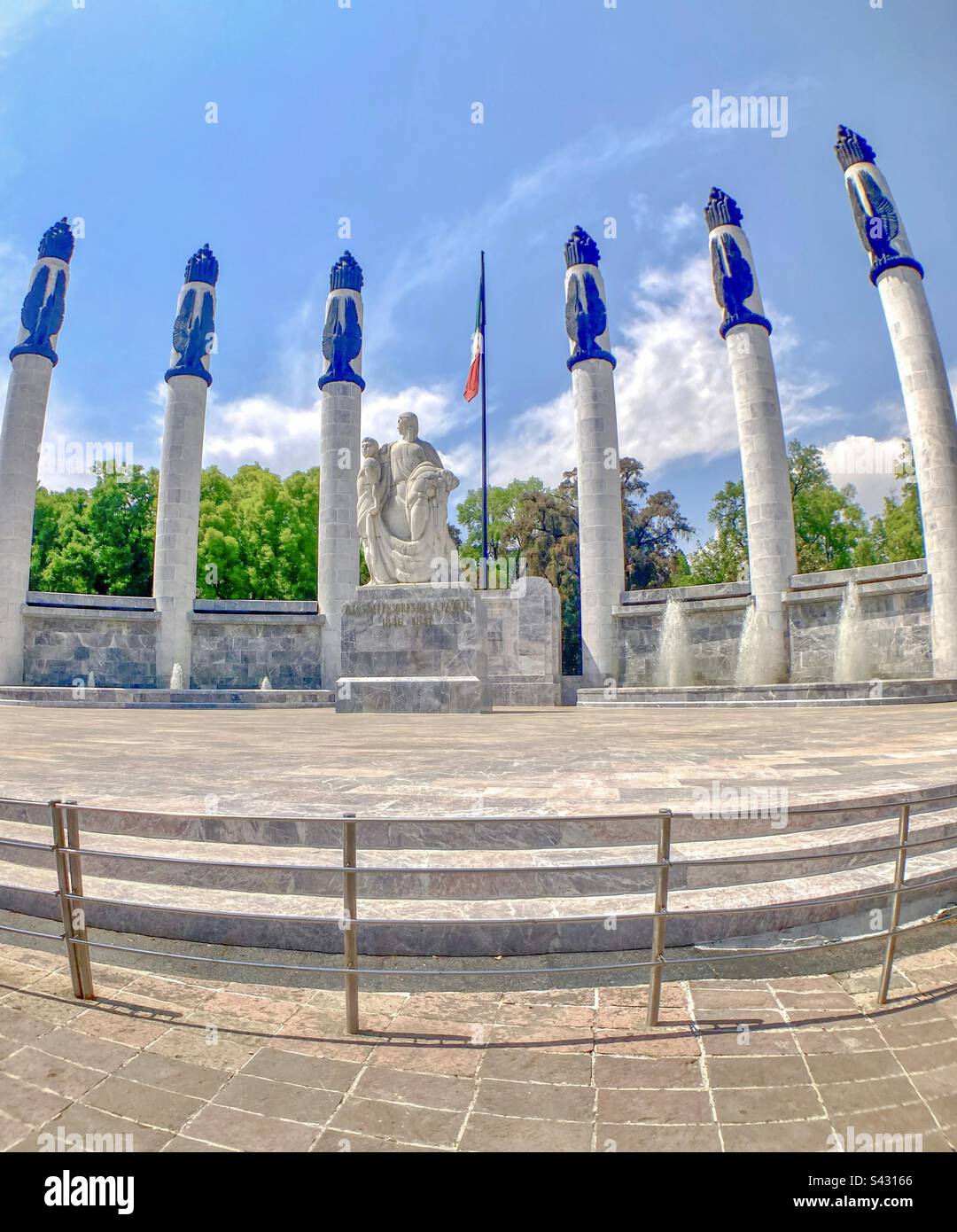 Le Monumento a los Niños Héroes, autel officiel a la Patria par une journée ensoleillée. Banque D'Images