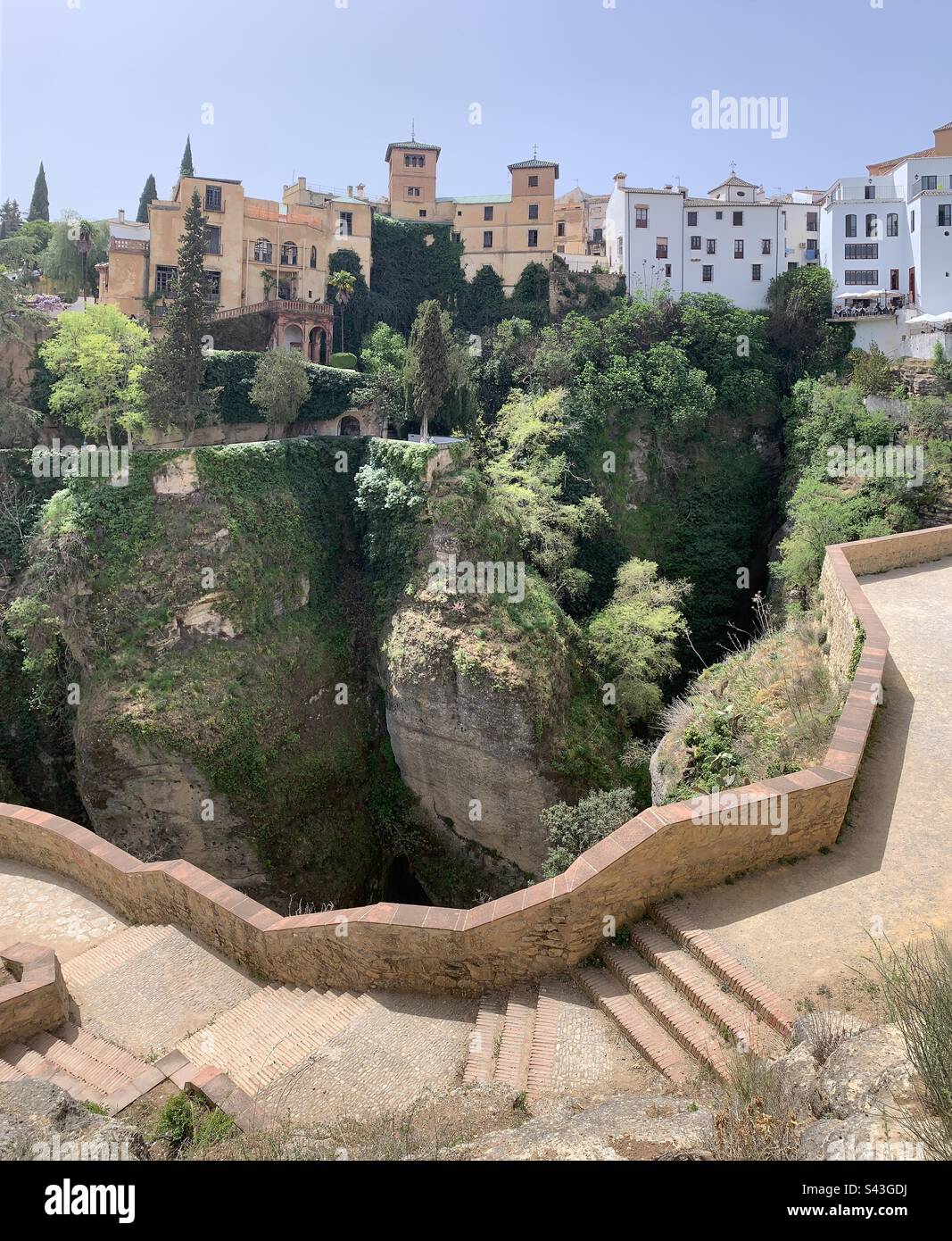 Maisons et chemin à Ronda Espagne andalousie Banque D'Images