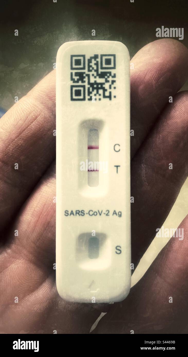 Test Covid 19 positif ! Banque D'Images