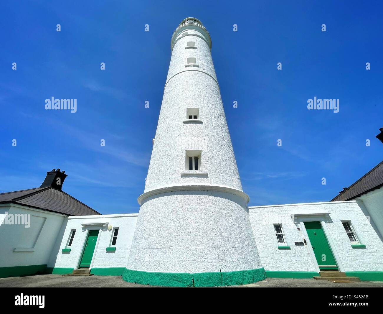 Phare de Nash point, Marcross, pays de Galles du Sud. Banque D'Images