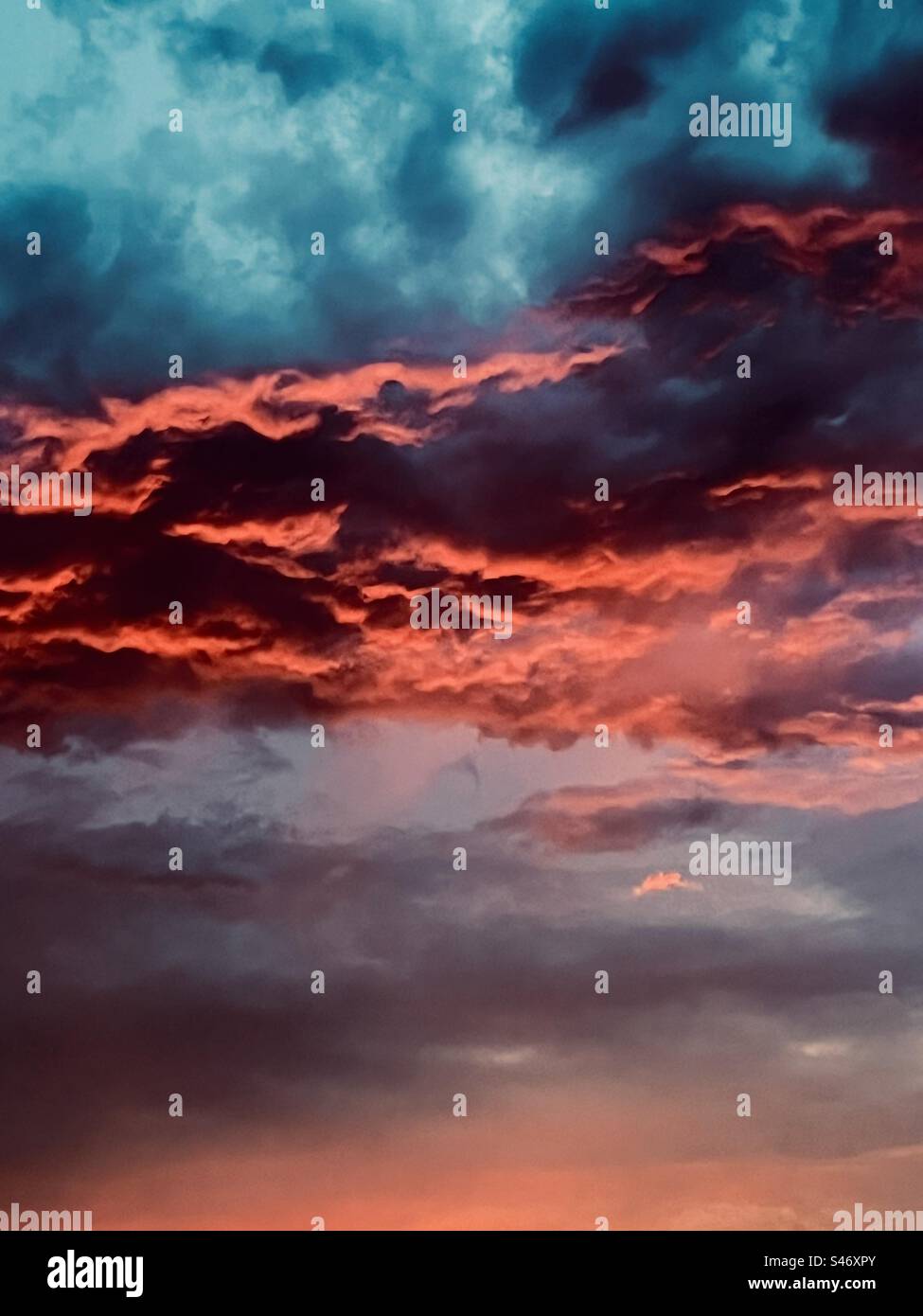 Ciel austral d'été après le coucher du soleil Banque D'Images