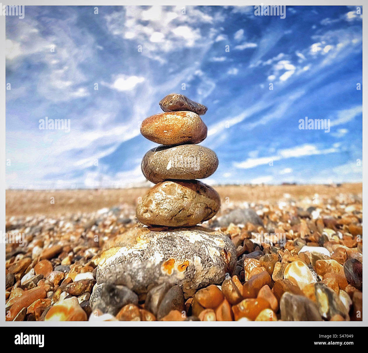 Structure de galets à la plage. Banque D'Images