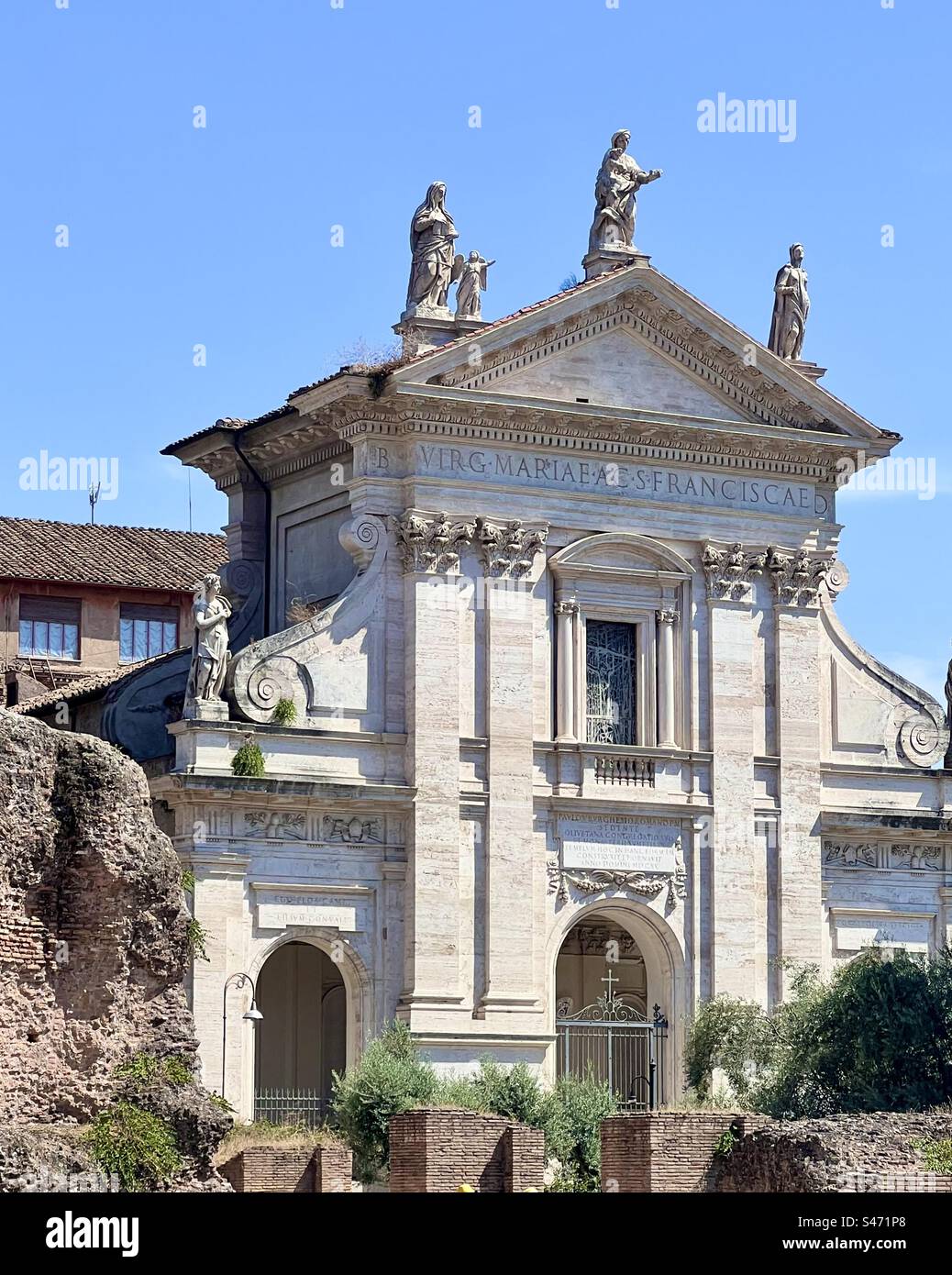 La Basilica di Francesca Romana est située à côté du Forum romain. Banque D'Images