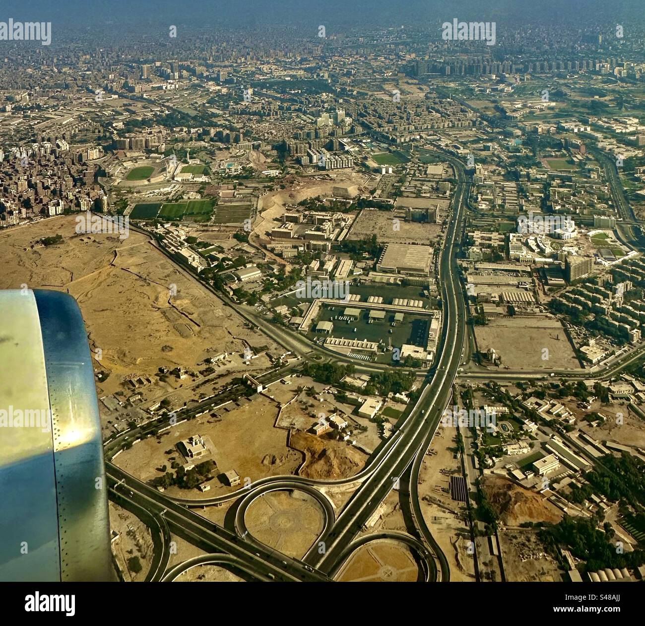 Vue du Caire depuis la fenêtre de l'avion - Image de stock capturée avec un smartphone