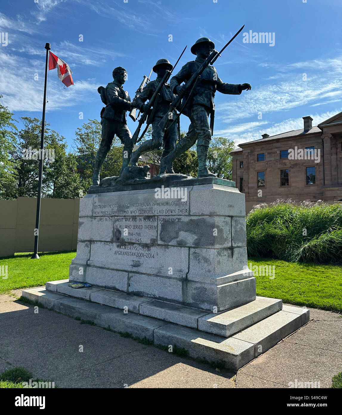 Monument commémoratif de guerre de Charlottetown, Charlottetown, Île-du-Prince-Édouard, Canada - Image de stock capturée avec un smartphone
