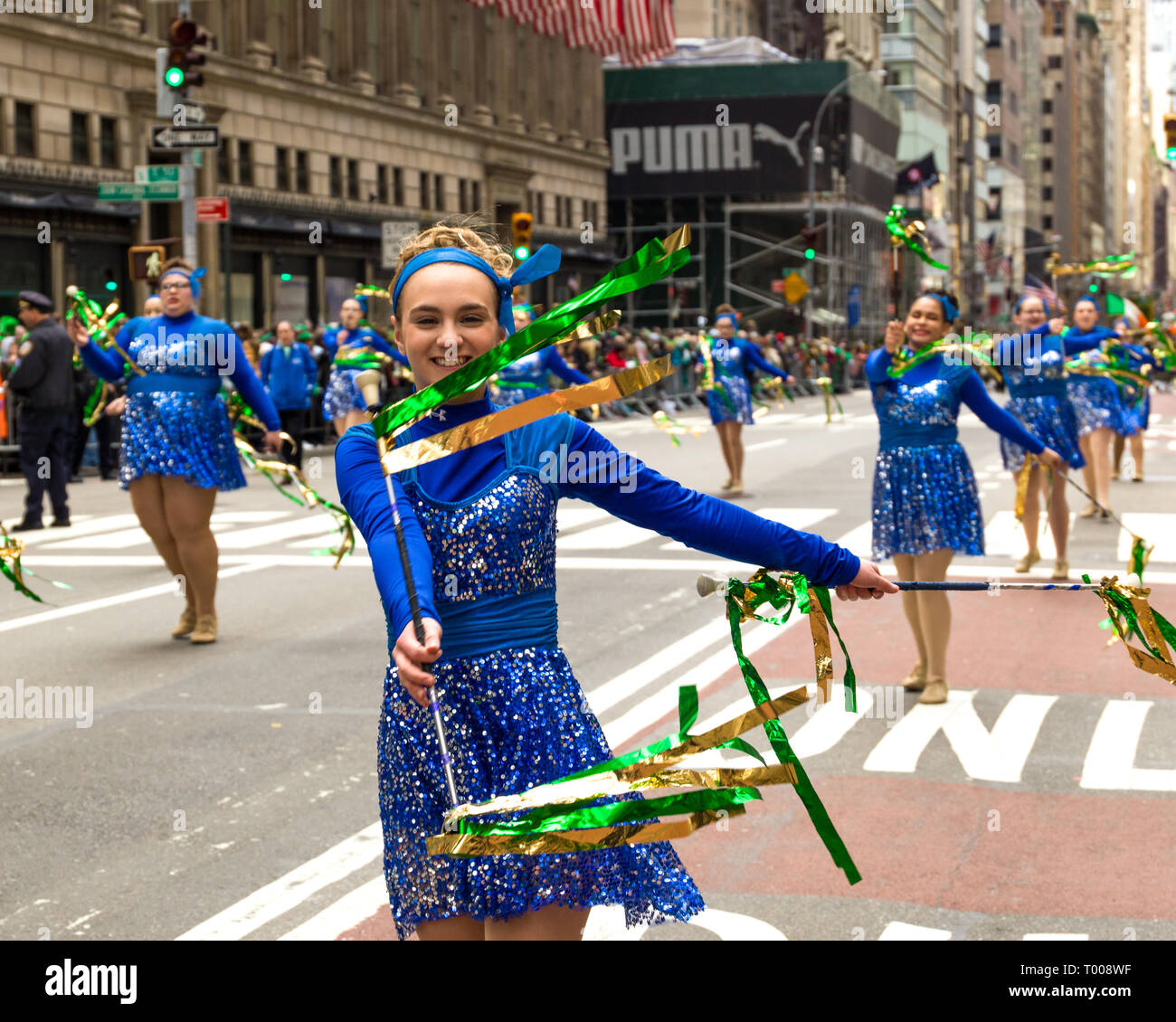 New York, USA. 16 mars 2019. Les participants mars à New York's 5th Avenue NYC pendant la 258e défilé de la Saint-Patrick. Photo par Enrique Shore Crédit : Enrique Shore/Alamy Live News Banque D'Images