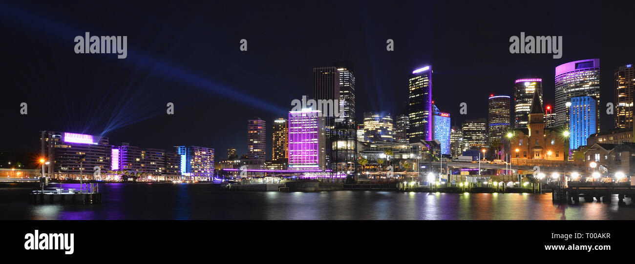 Circular Quay est le principal terminal de ferry à Sydney et point le plus central pour les visiteurs de la ville. Banque D'Images