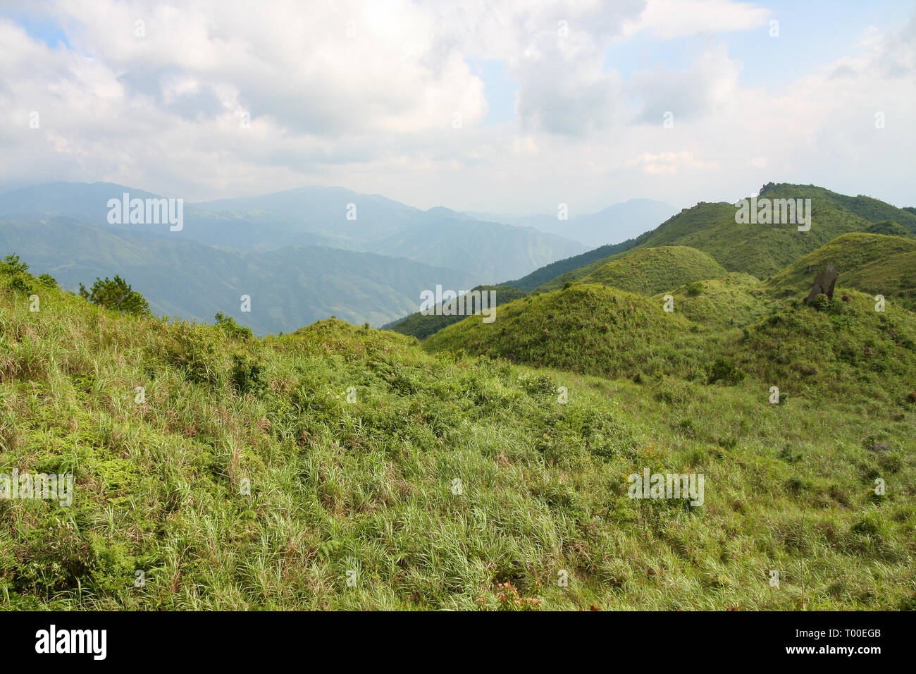 Grassy Mountain tops en Chine Banque D'Images