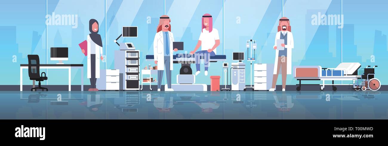 Les médecins arabes en visite de l'équipe mobilité man patient en hijab assis sur l'exploitation tableau concept soins chambre d'hôpital de l'intérieur de l'équipement moderne Illustration de Vecteur