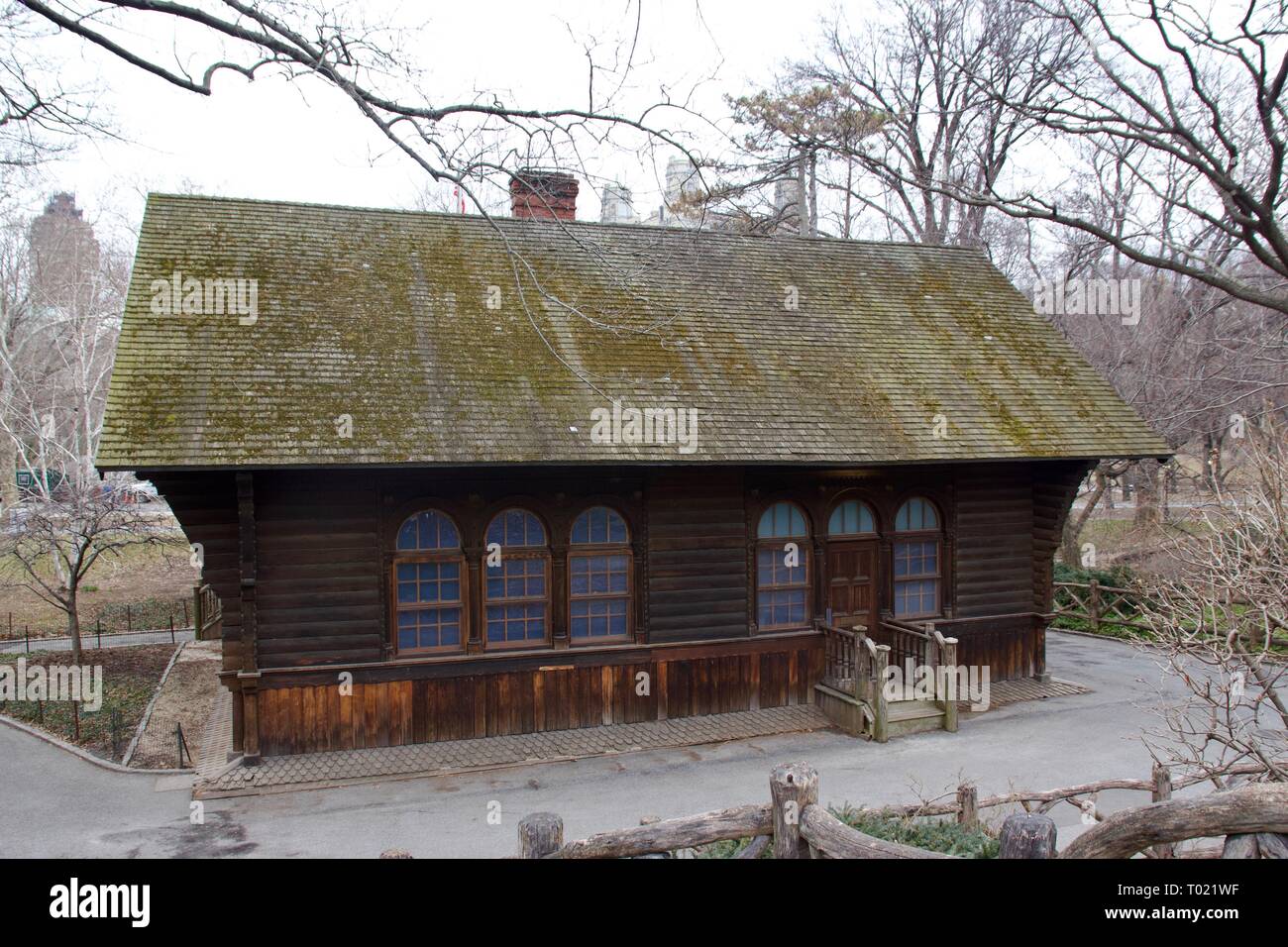 Cottage suédois Théâtre de marionnettes dans Central Park, New York City Banque D'Images