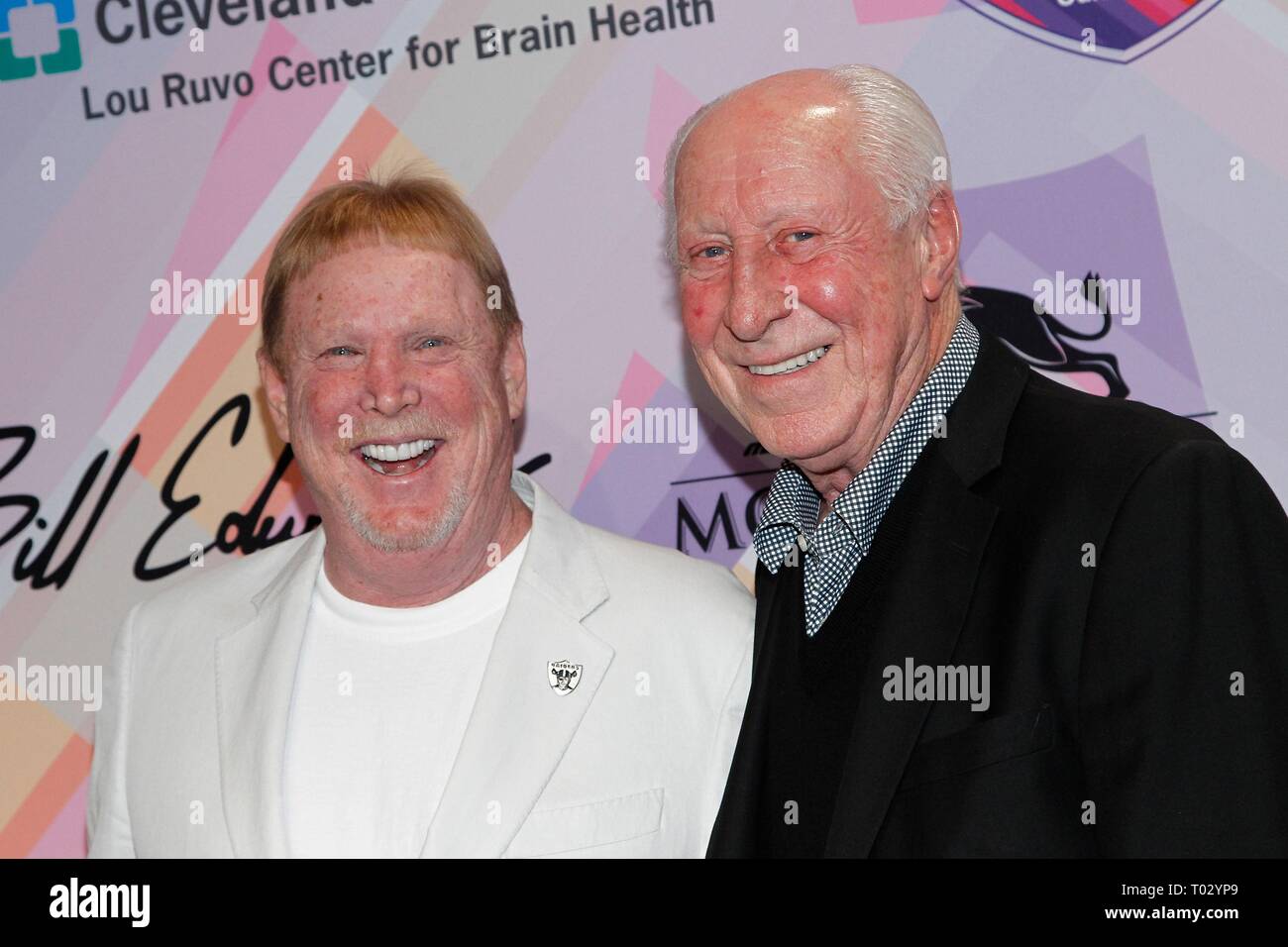 Las Vegas, NV, USA. Mar 16, 2019. Mark Davis, Fred Biletnikoff aux arrivées pour garder vivante la mémoire 23e Gala annuel de puissance de l'amour, la MGM Grand Garden Arena, Las Vegas, NV le 16 mars 2019. Credit : JA/Everett Collection/Alamy Live News Banque D'Images
