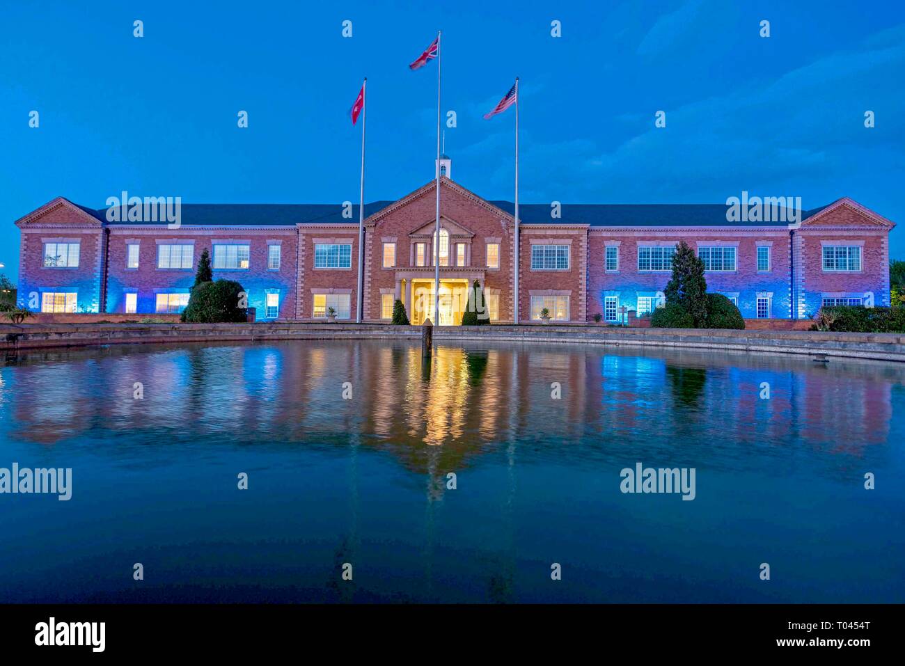 Siège de MBNA projecteur Chester avec lumière bleue. Banque D'Images