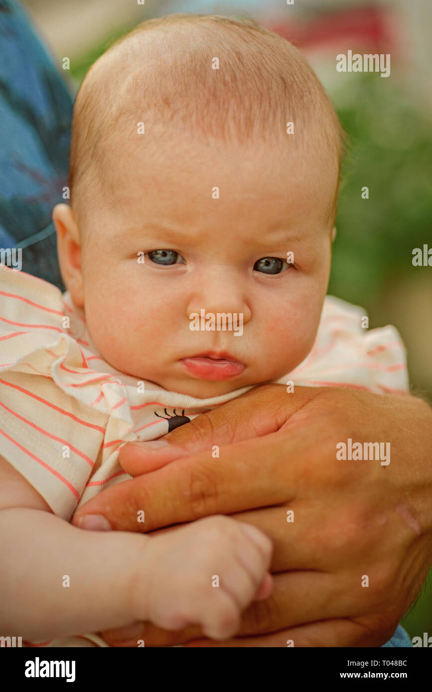 Nouvelle Naissance Nouvelle Vie Nouveau Ne Garcon Ou Fille Vie Saine Pour Nouveau Ne Assurez Vous Que Votre Bebe Est De Plus En Plus Se Developper Normalement Et De Rester En Bonne Sante Photo Stock