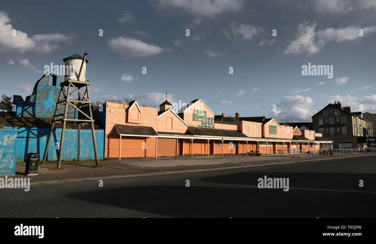 L'ancien démoli maintenant Ranch House bar à Morecambe. Il faisait partie de l'ancien parc à thème western Frontierland qui a fermé en 1999. Banque D'Images