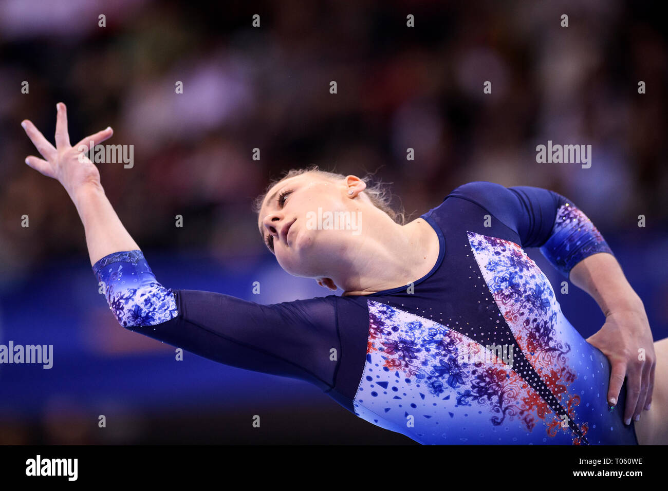 Stuttgart, Allemagne. Mar 17, 2019. Charpy Lorette (FRA) au sol. GES/gym/EnBW DTB Pokal, Coupe du monde dames, 17.03.2019 - GES/artistique/Coupe du monde de gymnastique, Stuttgart : 17.03.2019 - utilisation dans le monde entier | Credit : dpa/Alamy Live News Banque D'Images