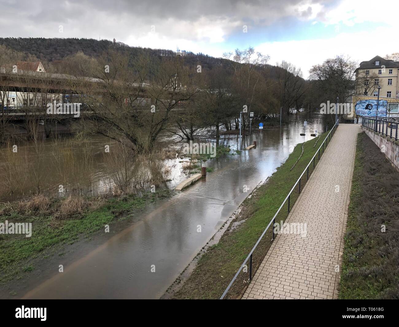 Marburg, Allemagne. Mar 17, 2019. Hochwasser Marburg Lahn tritt über die Ufer Crédit : andrea/Alamy Live News Banque D'Images