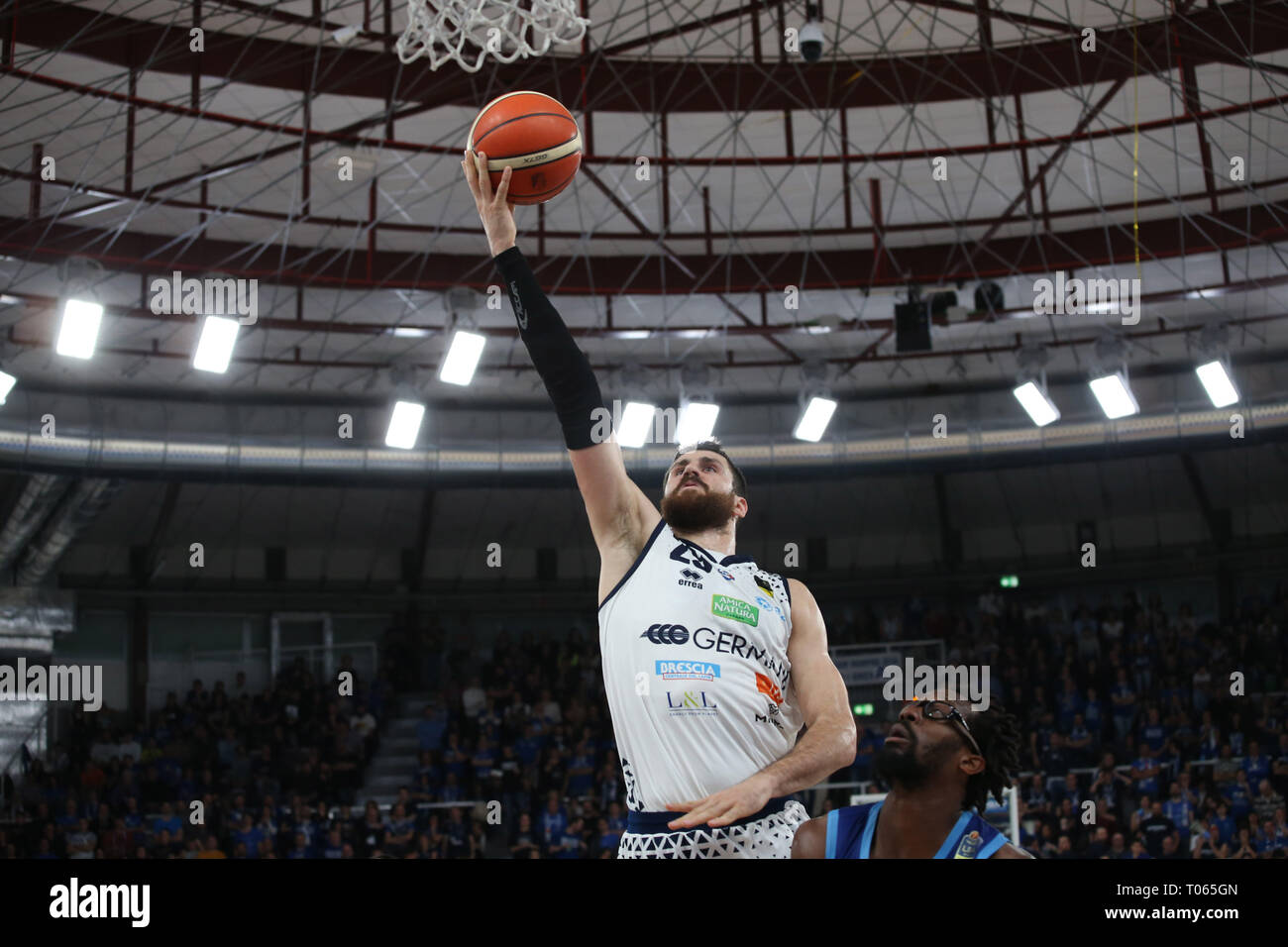 Foto Fabrizio Cattina - LaPresse 17-03-2019 Brescia ( Italia ) Le Sport ,Germani Panier Brescia - Brindisi partita di campionato serie A LBA1 Nella foto : Andrea Zerini Photo Fabrizio Cattina - LaPresse 17 mars 2019 Brescia ( Italie ) Germani Sport Basket Brescia - Brindisi LBA série A1 championnat match dans le pic : Andrea Zerini Banque D'Images