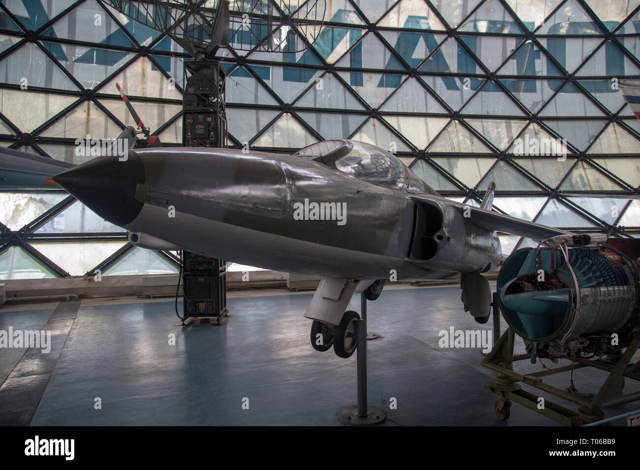 Folland Gnat F.Mk.1 un avion à aile en flèche compact britannique d'avions de chasse subsonique affiché dans le musée de l'aéronautique serbe à Belgrade Banque D'Images