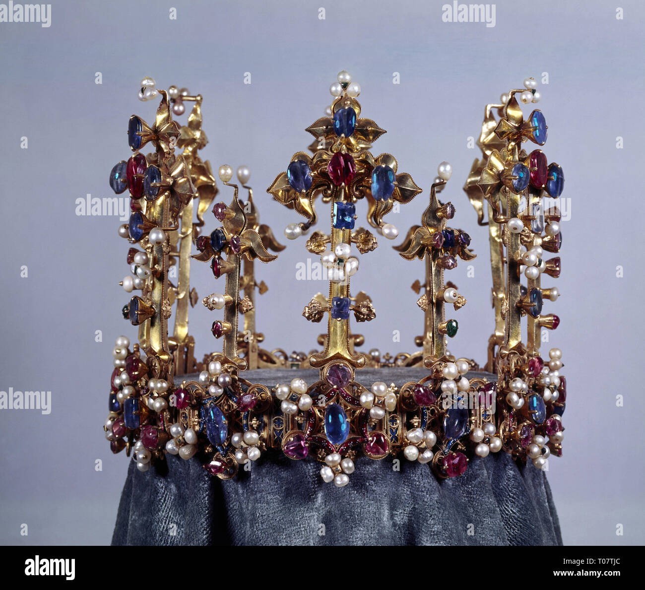 Les bijoux, les bijoux de la couronne, couronne, couronne royale anglaise circa 1350 (Edouard III), Conseil du Trésor, le palais royal, Munich, Allemagne,-Additional-Rights Clearance-Info-Not-Available Banque D'Images