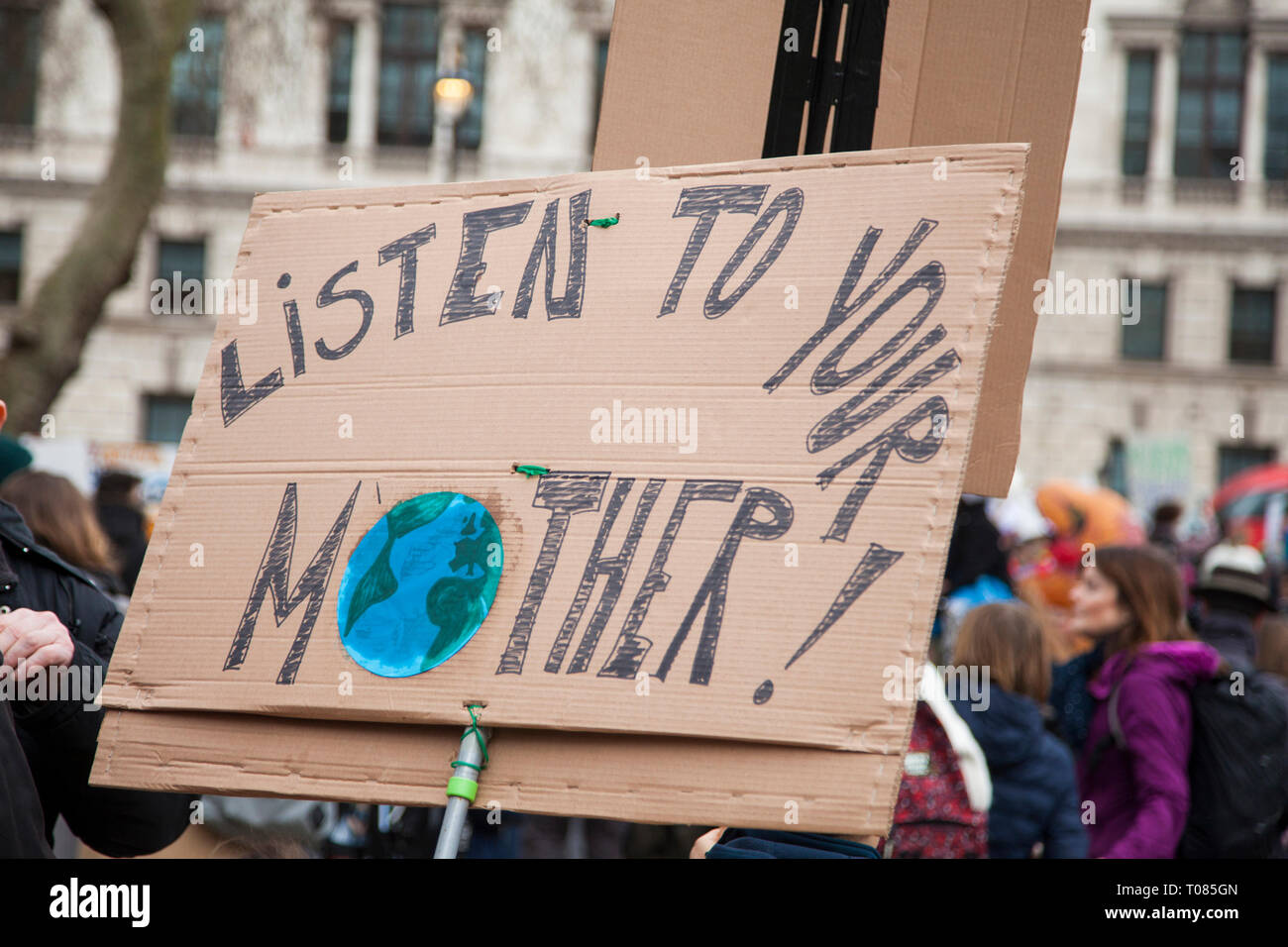 Protestation des étudiants à Londres dans le cadre de la grève des jeunes pour les marches Banque D'Images