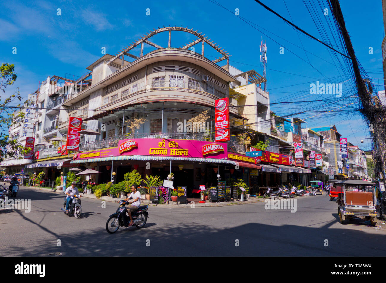 Coin des rues 178 et 19, le centre de Phnom Penh, Cambodge, Asie Banque D'Images