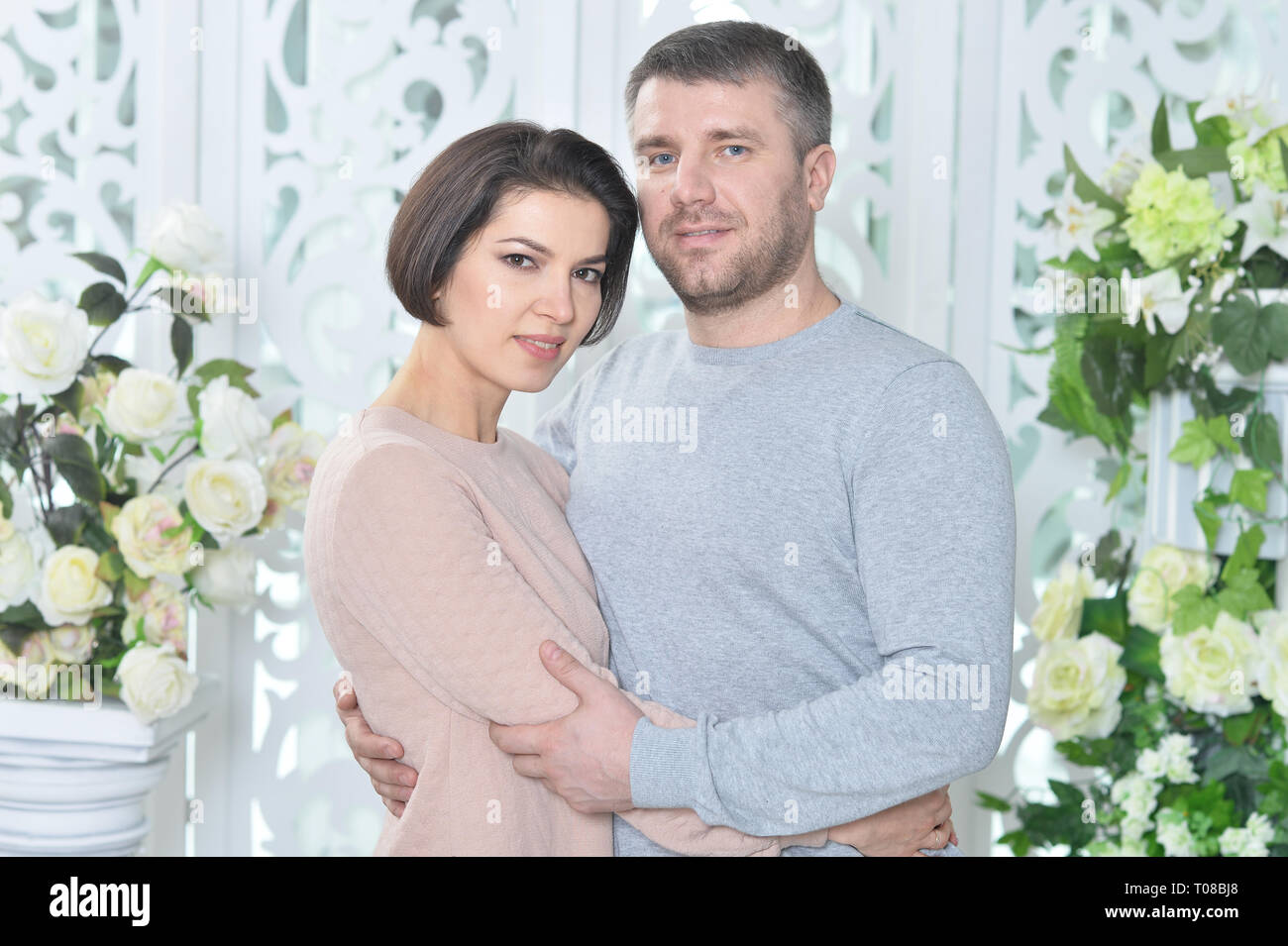 Portrait of happy un joli couple Banque D'Images