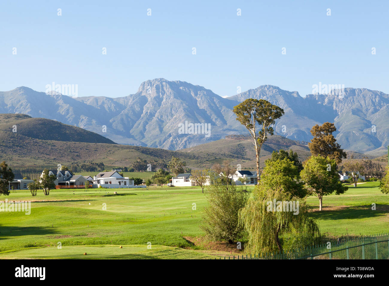 Montagnes Langeberg et Silwerstrand Gold Course au coucher du soleil, Robertson, Breede River Valley (Robertson Wine Valley) Western Cape, Afrique du Sud Banque D'Images