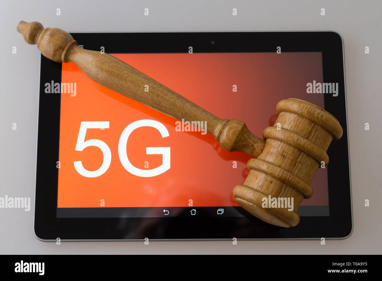 Mainz, Allemagne, le 19 mars 2019 : image symbolique pour le début de la vente aux enchères de fréquences 5G. Credit : Juergen Schwarz/Alamy Live News Banque D'Images