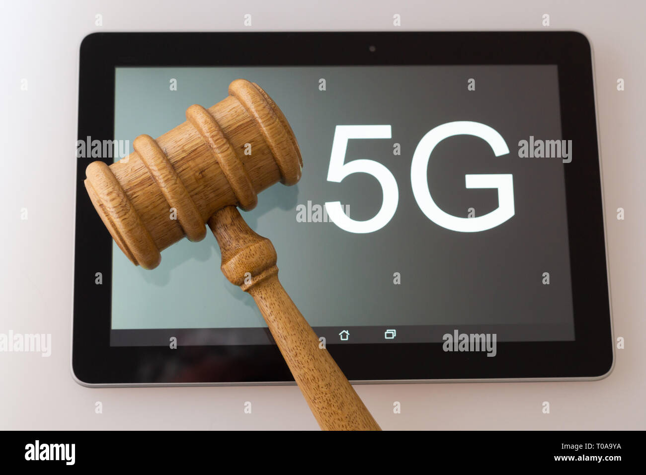 Mainz, Allemagne, le 19 mars 2019 : image symbolique pour le début de la vente aux enchères de fréquences 5G. Credit : Juergen Schwarz/Alamy Live News Banque D'Images