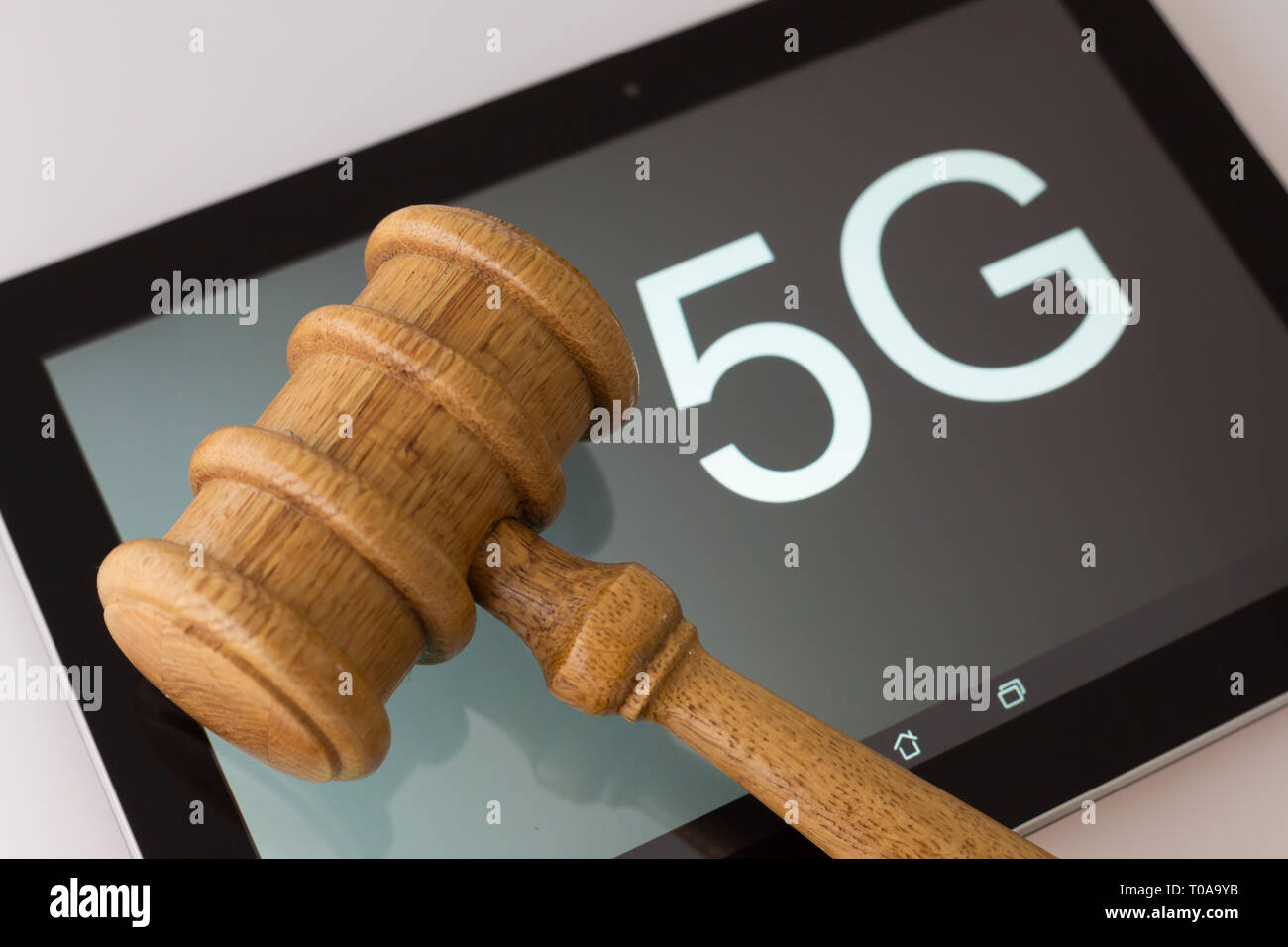 Mainz, Allemagne, le 19 mars 2019 : image symbolique pour le début de la vente aux enchères de fréquences 5G. Credit : Juergen Schwarz/Alamy Live News Banque D'Images