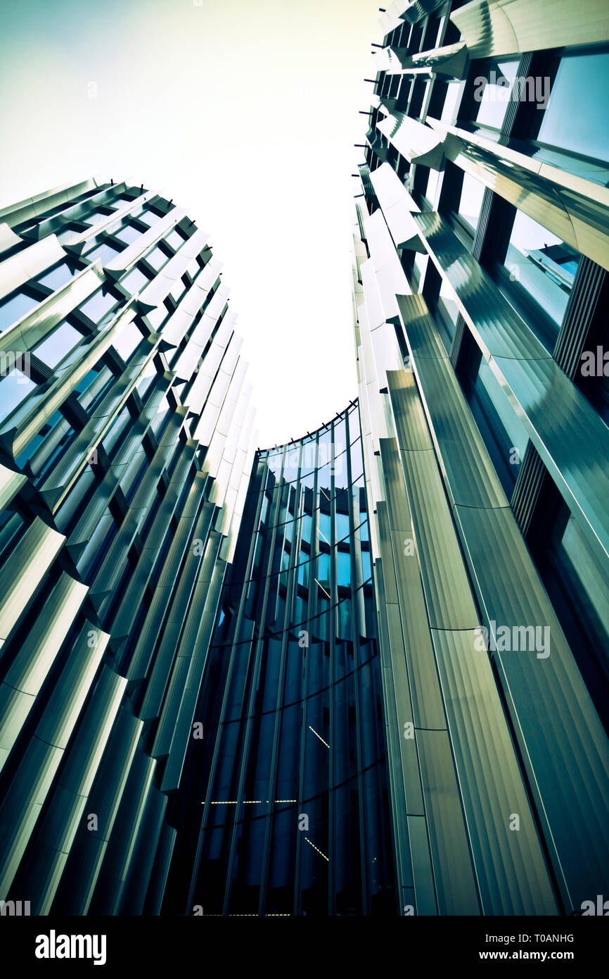 Point principal Pankrac immeuble de bureaux du centre-ville zone Pankrác gratte-ciel à Prague, République Tchèque Banque D'Images