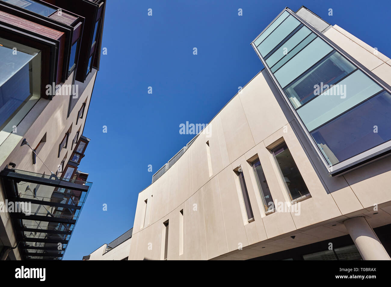 Appartements modernes ; architecture à Exeter, Devon, Grande Bretagne. Banque D'Images
