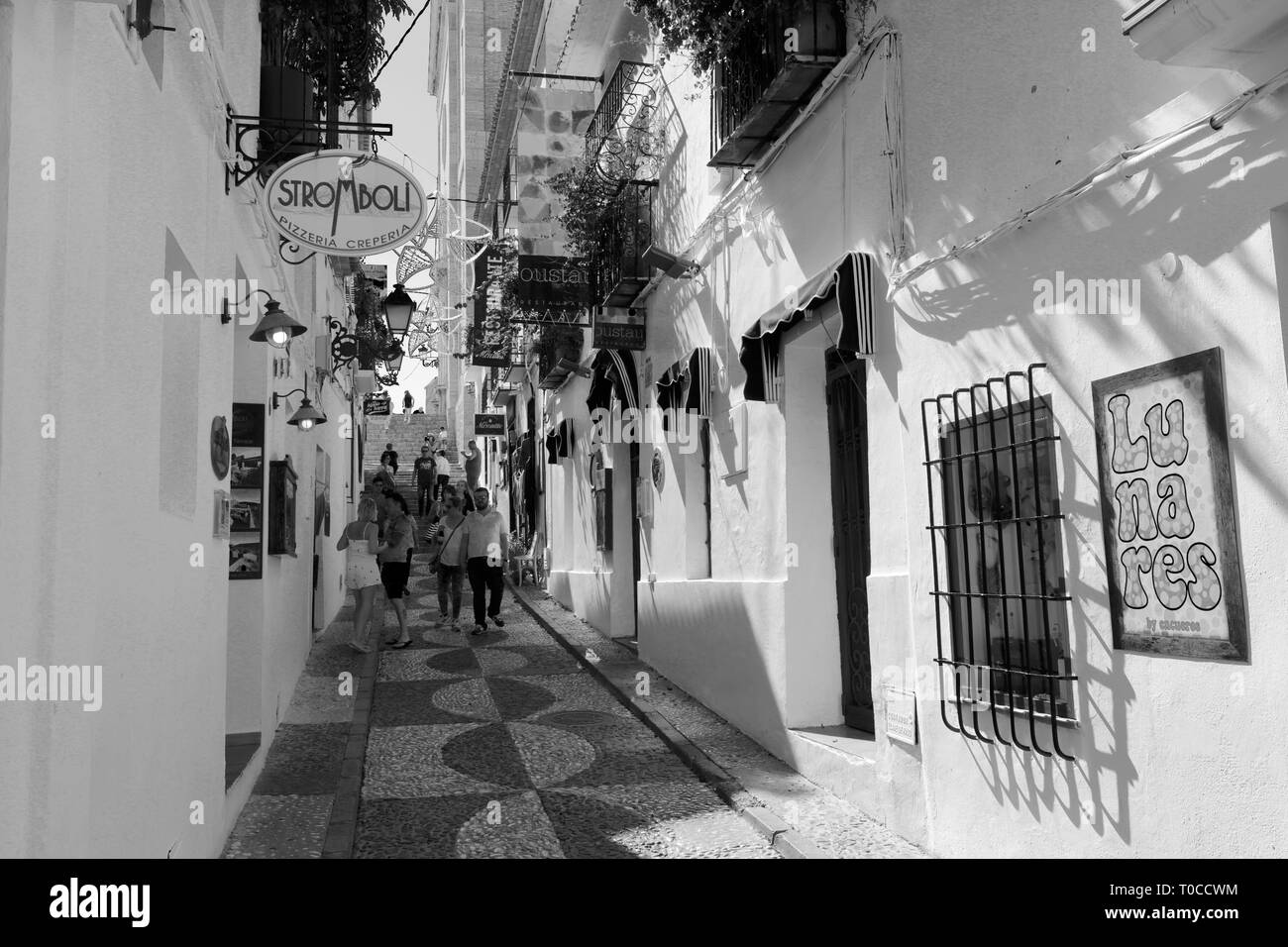 Vue sur les rues de la vieille ville d'Altea, Costa Blanca, Espagne, Europe Banque D'Images