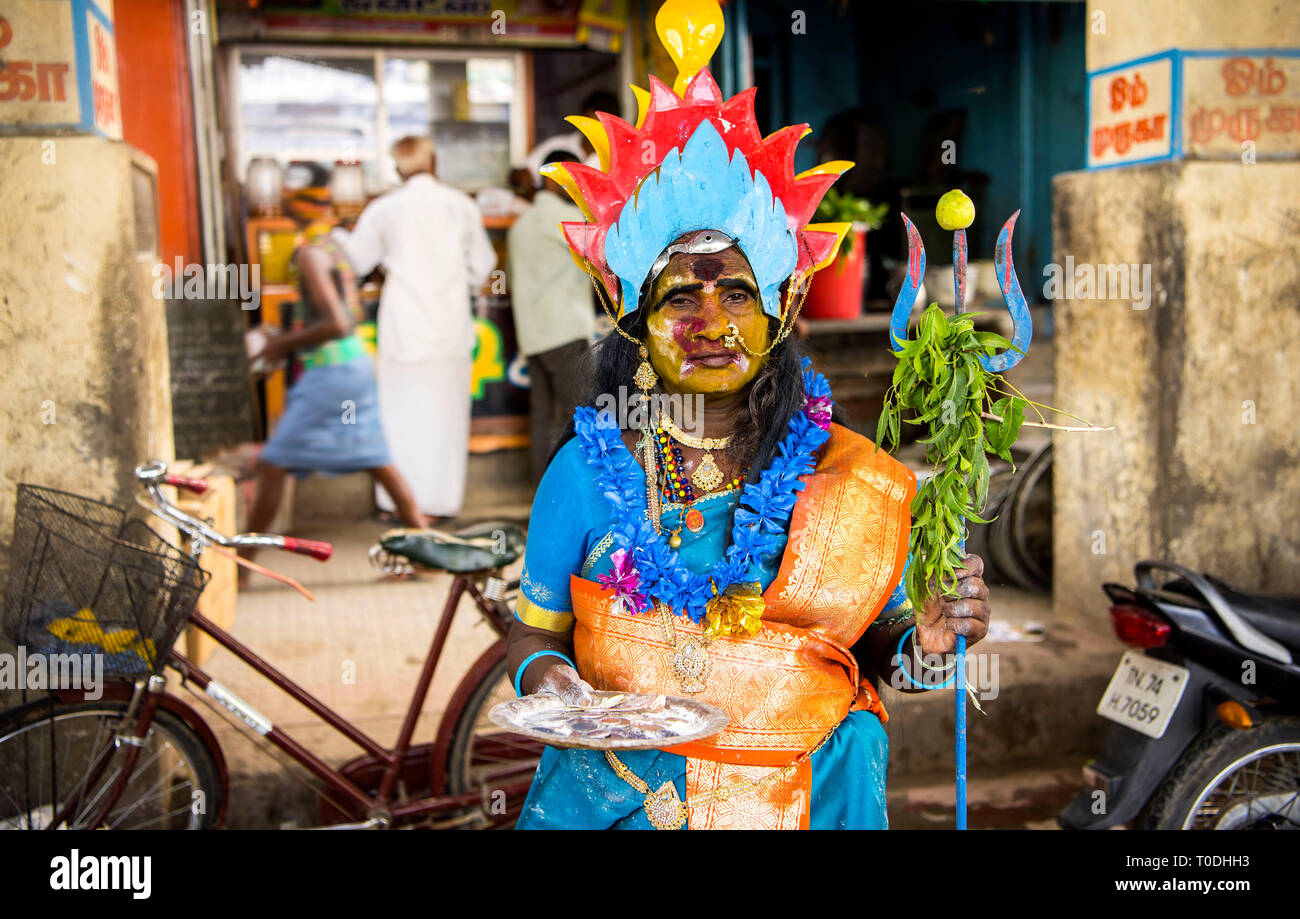 Robe femme déesse hindoue de la mendicité, Tamil Nadu, Inde, Asie Banque D'Images