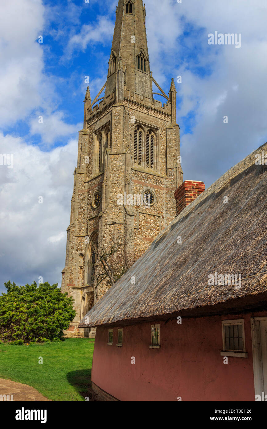 Église thaxted, high street, Essex, Angleterre, RU go Banque D'Images