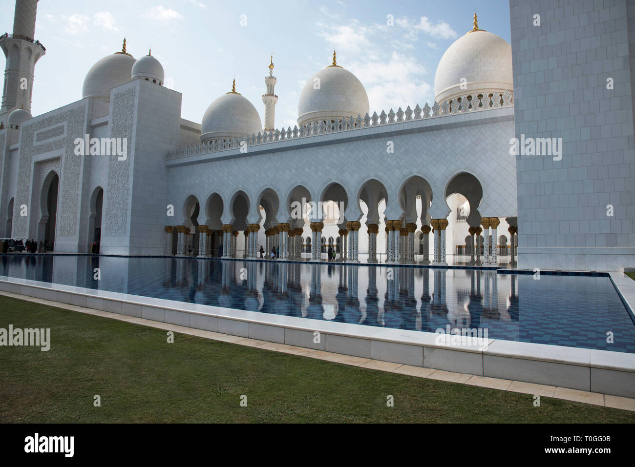 Minaret et dôme en forme d'oignon, Grande Mosquée de Sheikh Zayed, Abu Dhabi, Émirats arabes unis, plus grande mosquée du pays. Banque D'Images