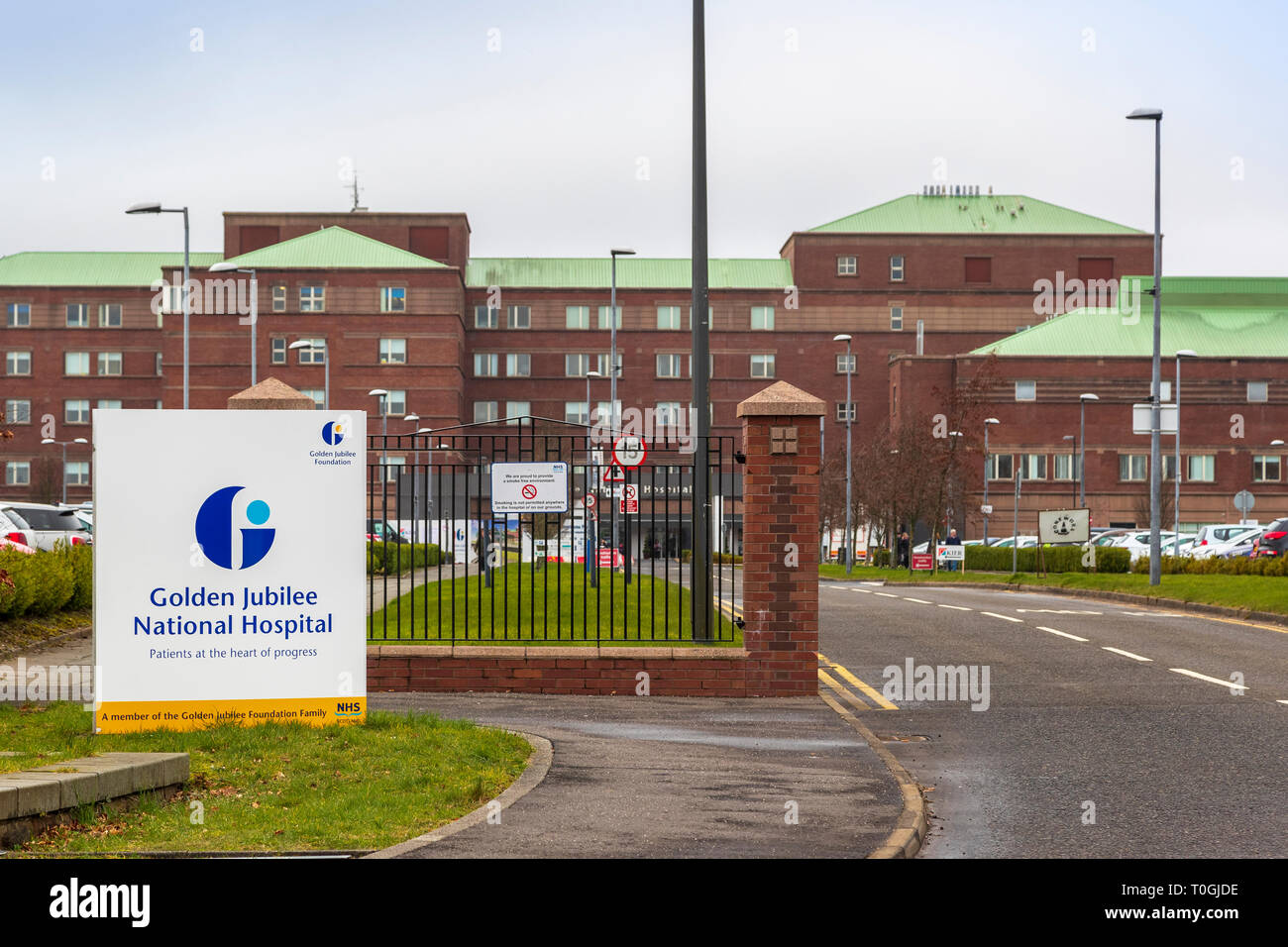 Entrée de la NHS Écossais Golden Jubilee National Hospital, Clydebank, Glasgow, Écosse, Royaume-Uni Banque D'Images