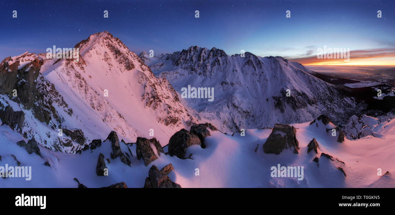 Nuit d'hiver à la montagne Tatras - Banque D'Images