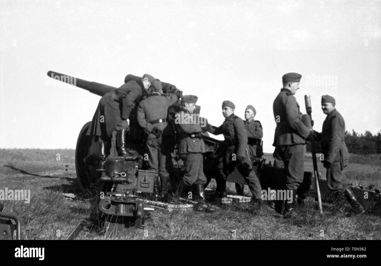 Wehrmacht Schwere Kanone s.K 18 10 cm (10,5 cm) - Armée allemande artillerie lourde sK 18 10cm (10.5cm) Banque D'Images