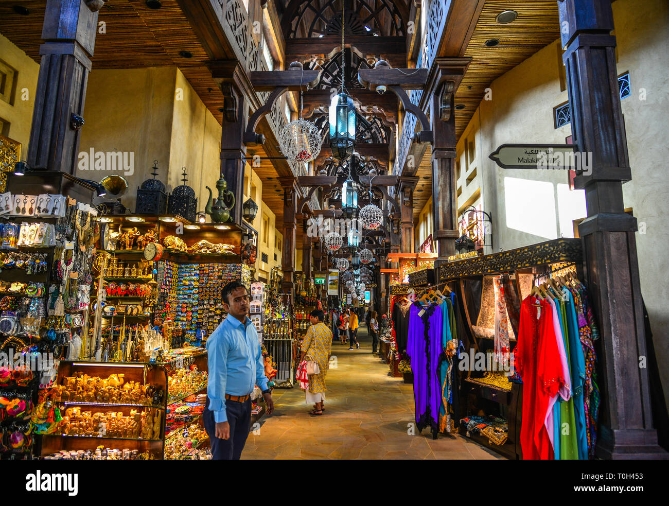 Dubaï, Émirats arabes unis - Dec 9, 2018. Avis de Souk Madinat Jumeirah à Dubai. Le style arabe traditionnel bazar est partie de Madinat Jumeirah resort. Banque D'Images