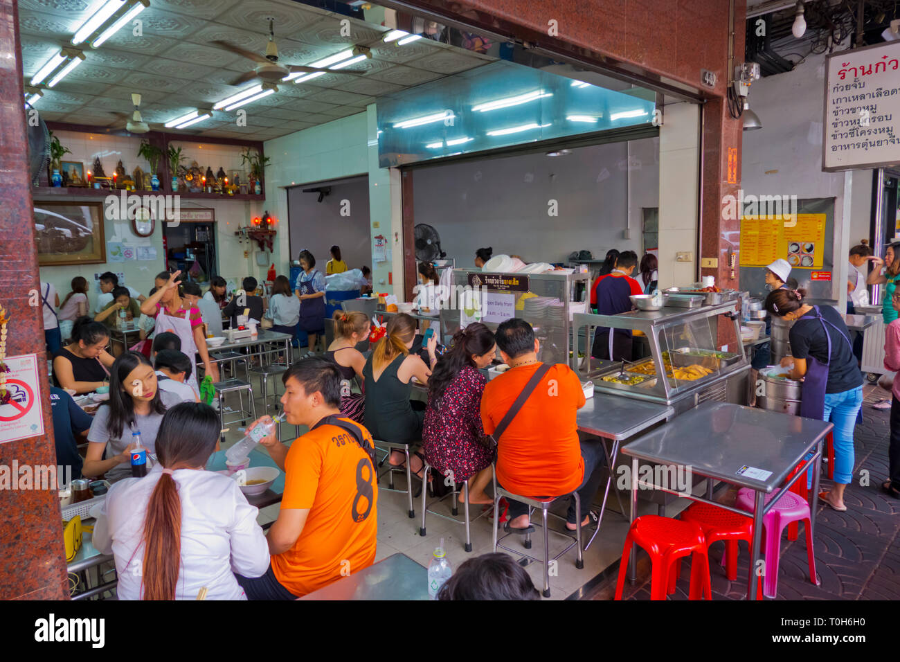 Nai Ek Roll Noodle, Yaowarat Road, Chinatown, Bangkok, Thaïlande Banque D'Images