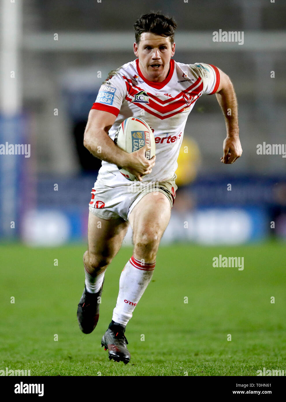 St Helens Saints' Lachlan Coote en action contre les London Broncos, au cours de la Super League Betfred match au stade totalement méchants, St Helens. Banque D'Images