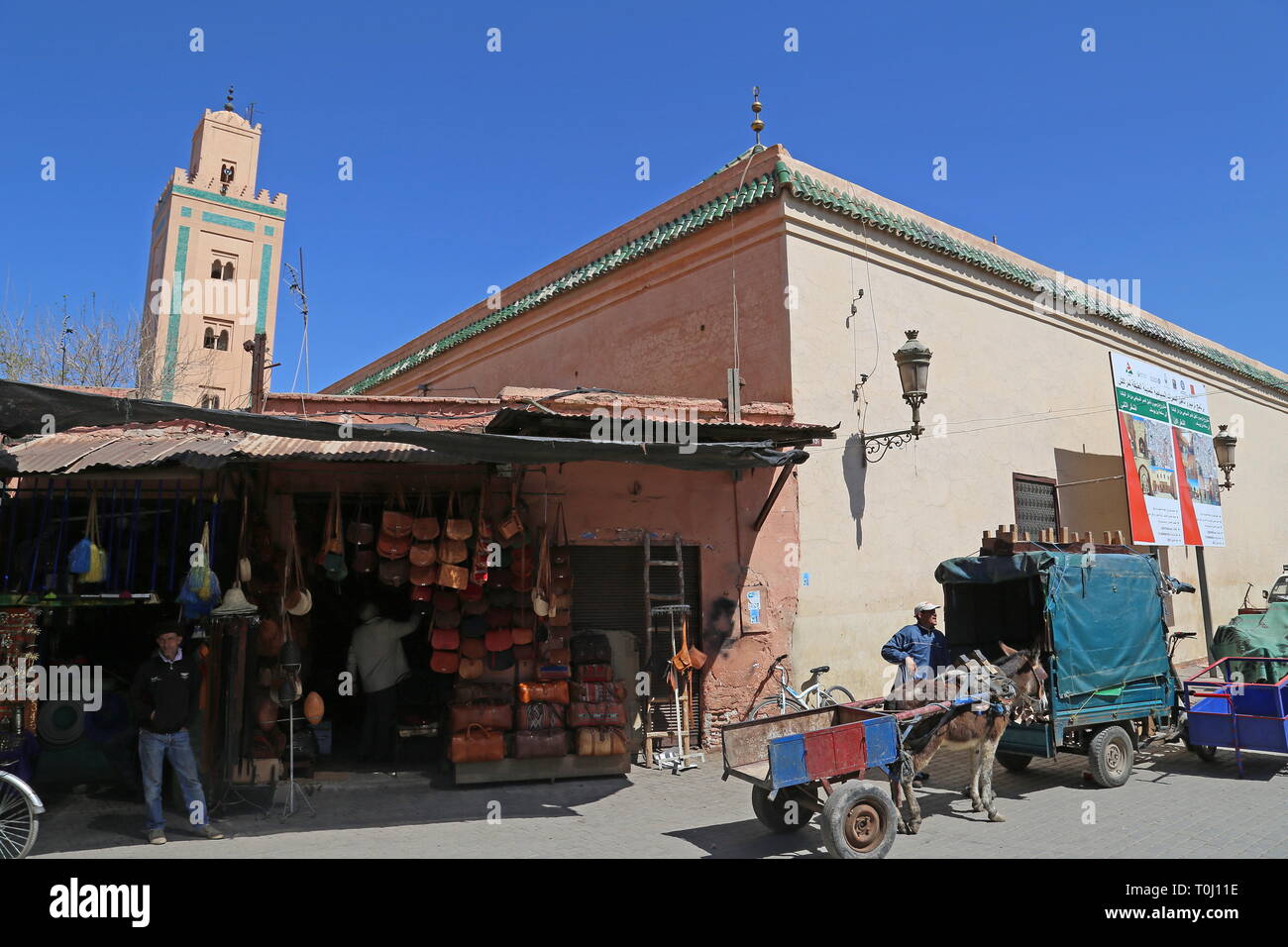 Mosquée Ben Youssef, Rue Azbezt, Medina, Marrakech, Marrakesh-Safi région, le Maroc, l'Afrique du Nord Banque D'Images