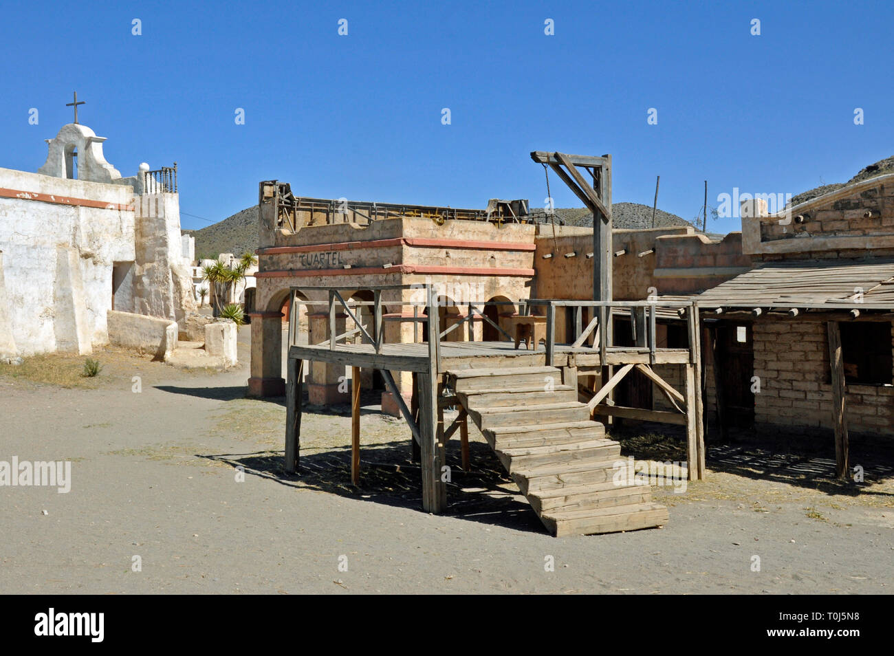 L'échafaud à Fort Bravo Western-style theme park à Tabernas à Almeria. Auparavant une série de films hollywoodiens, il est maintenant une attraction touristique majeure. Banque D'Images