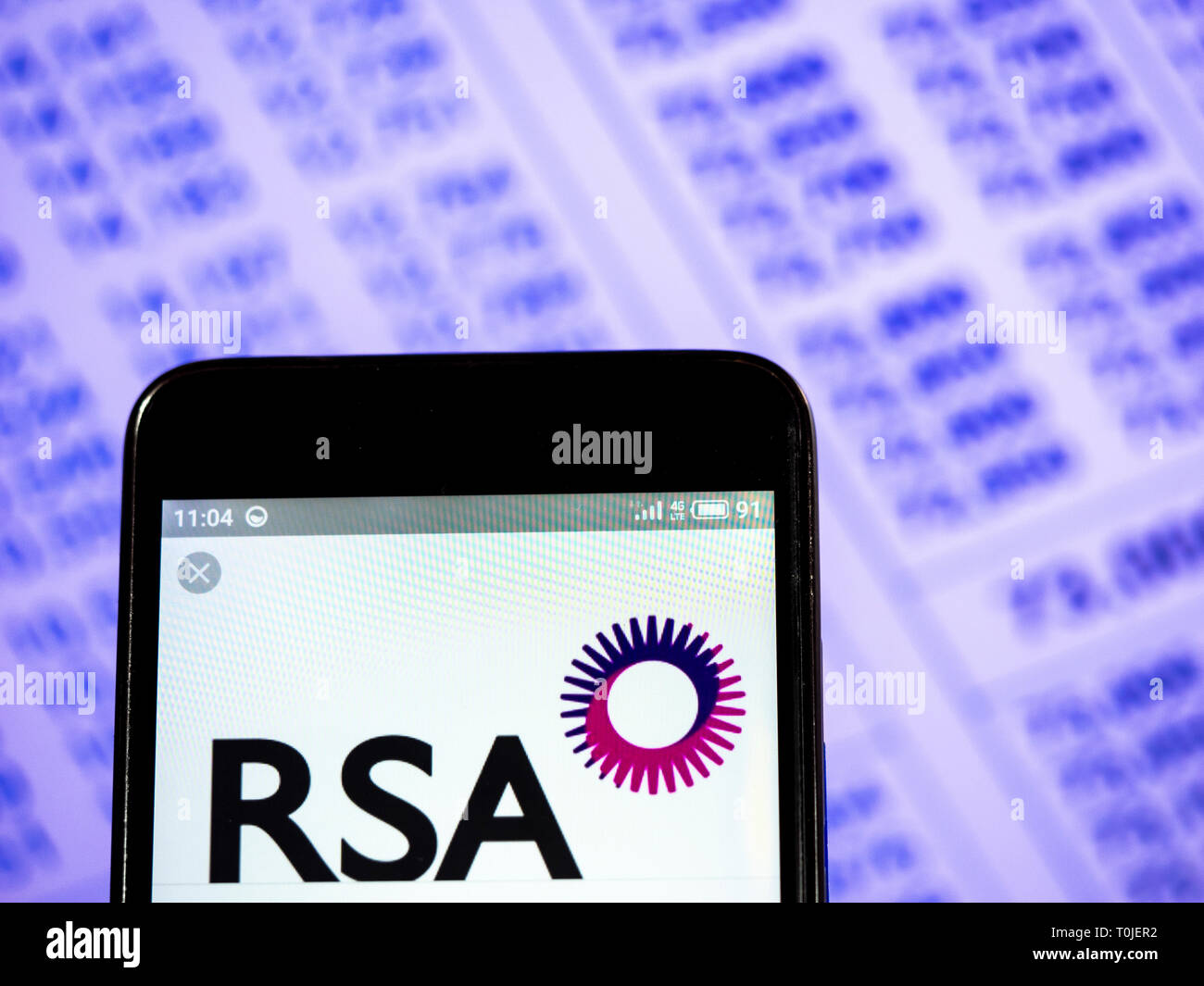 RSA Insurance Group plc logo de l'entreprise vu affichée sur téléphone intelligent. Banque D'Images