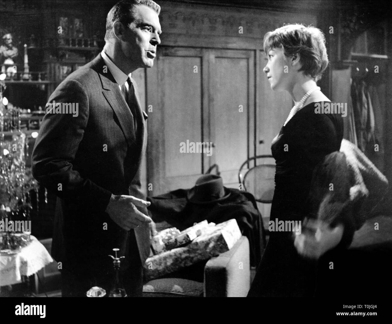 FRED MACMURRAY, Shirley Maclaine, L'appartement, 1960 Banque D'Images