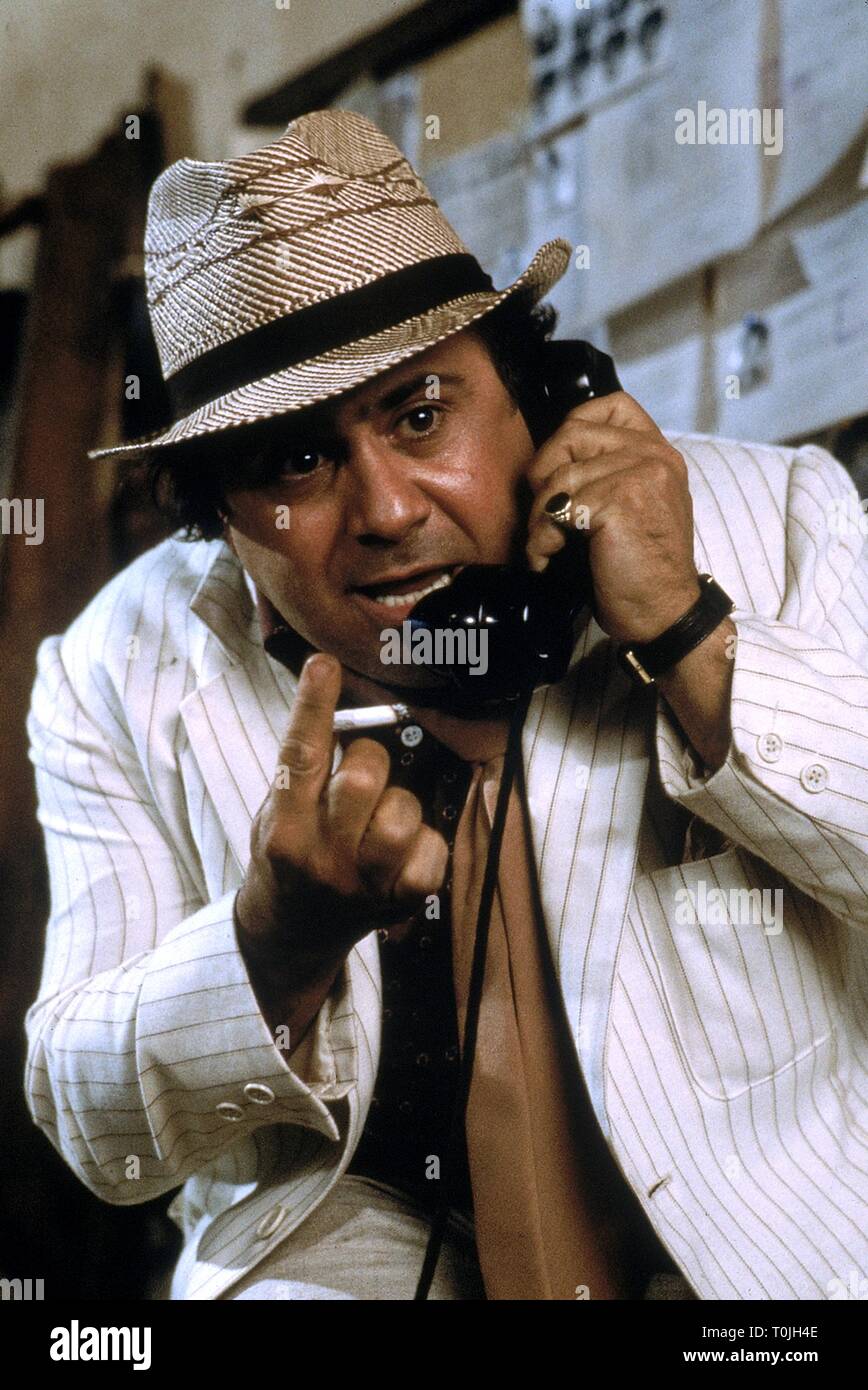 DANNY DEVITO, ROMANCING THE STONE, 1984 Banque D'Images