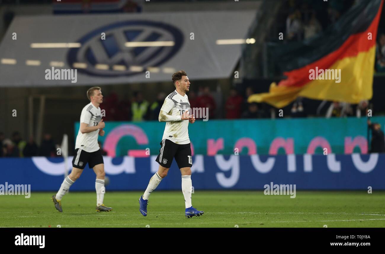 Wolfsburg, Allemagne. Mar 21, 2019. firo : 20.03.2019, football, football, équipe nationale de l'Allemagne, match amical, GER, Allemagne - Serbie 1 : 1 Leon GORETZKA, GER, jubilation après 1 : 1, gauche KLOSTERMANN, VW, VOLKSWAGEN, Allemagne | drapeau publicitaire utilisée dans le monde entier : dpa Crédit/Alamy Live News Banque D'Images